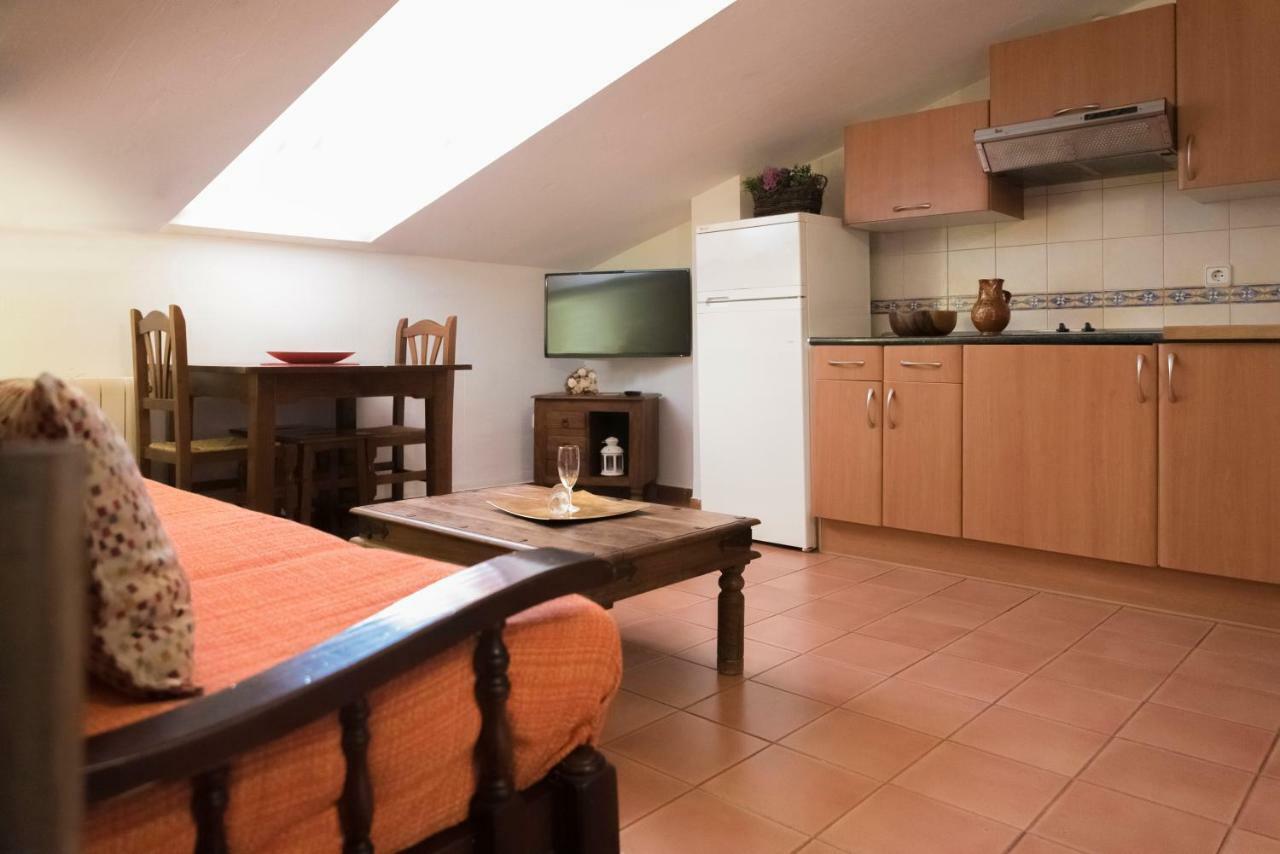 Apartamento 2 4/6 Pax Casa Rural El Sauce. A 2,5 Km De Cuenca Capital Nohales Екстериор снимка