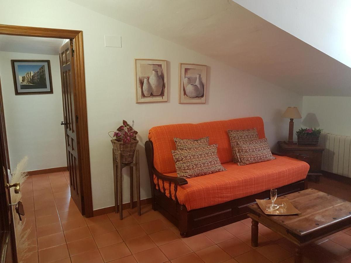 Apartamento 2 4/6 Pax Casa Rural El Sauce. A 2,5 Km De Cuenca Capital Nohales Екстериор снимка
